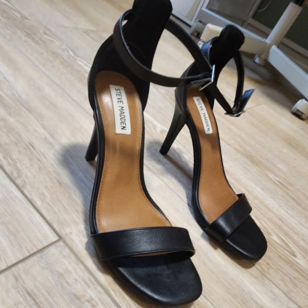 Steve madden Heels - black